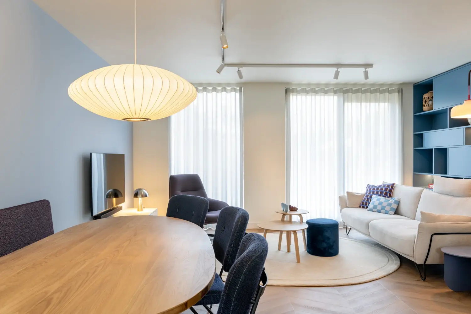 Kleurvol modern interieur